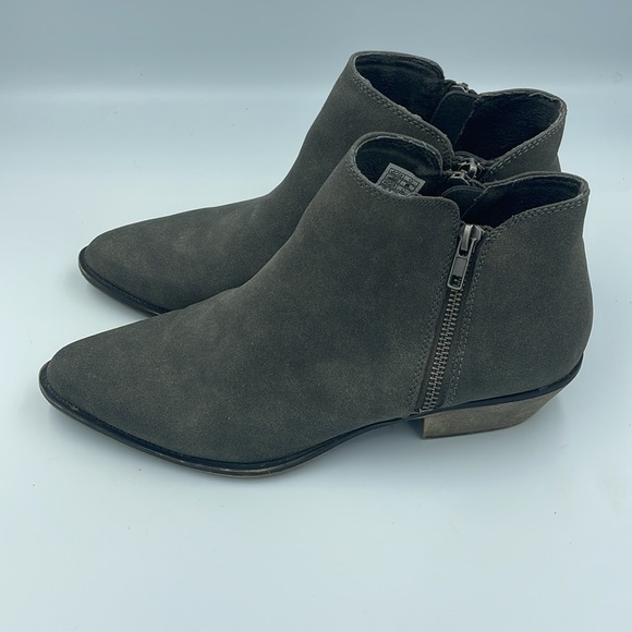 Rocket Dog Vegan Suede Gray Western Style Side Zip Boots Women Size 9 - Picture 3 of 9